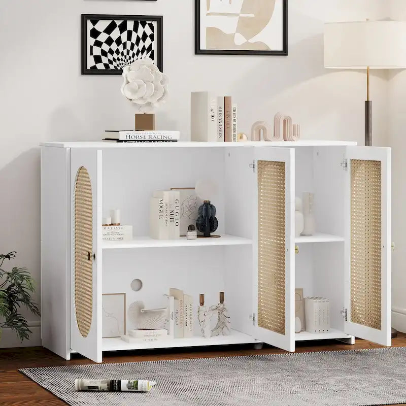 Retro-Sideboard mit 3 Türen und Rattan-Paneelen