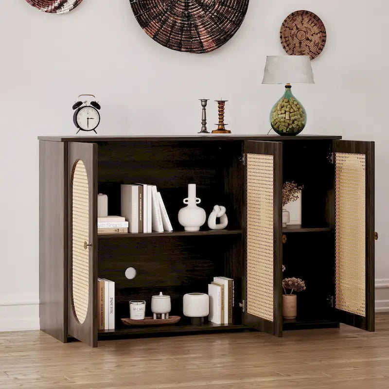 Retro-Sideboard mit 3 Türen und Rattan-Paneelen