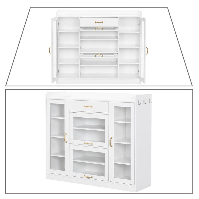 Eleganter Schuhschrank aus Holz mit goldenen Metallgriffen