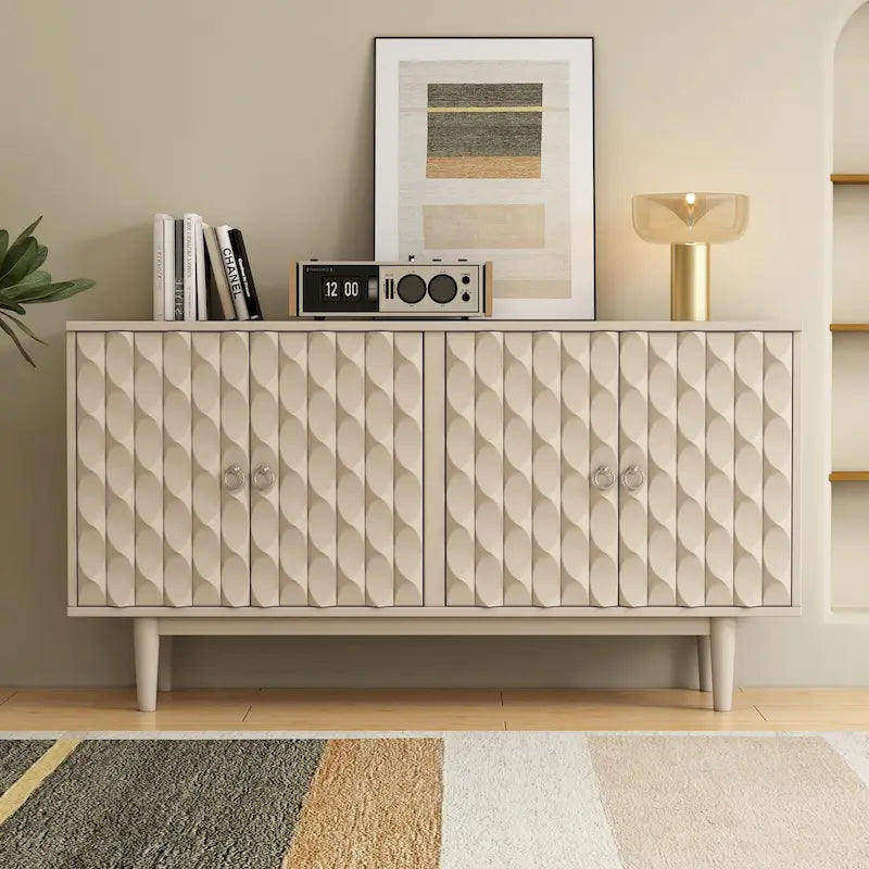 Modernes 4-türiges Sideboard mit gewölbten Türen und silbernen Griffen